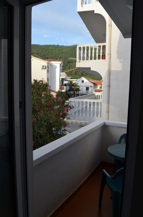 Amarillo Apartments Budva Eksteriør bilde